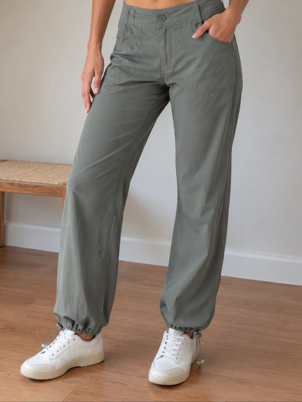 Ascend Women's Sage Green Hiking Pants Size 4 Stretch Adjustable Hem